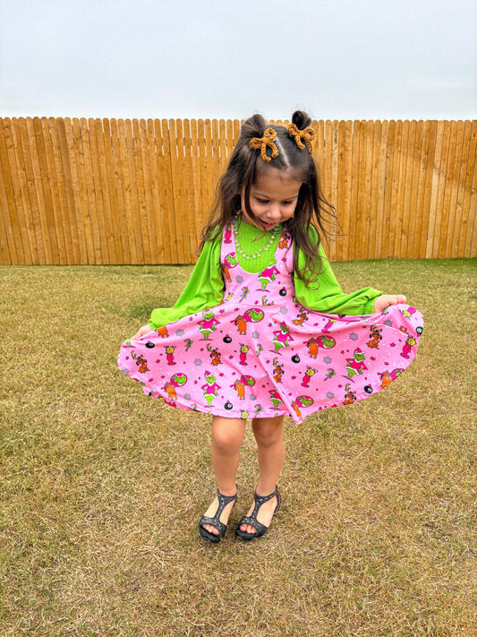 (Day 3) $30 Indy Pinafores