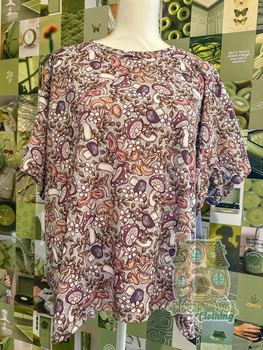 Kottage Kween Taylor Tee (Adult XL)